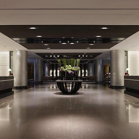 Regent Taipei Hotel Exterior photo The lobby of the hotel
