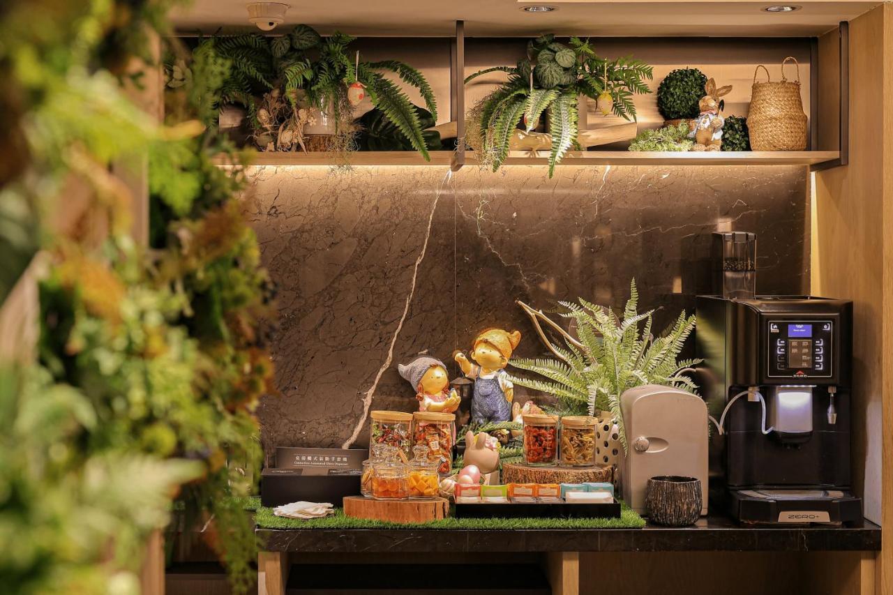 Regent Taipei Hotel Exterior photo The interior of the 2019 edition of the Hong Kong International Flower and Garden Show