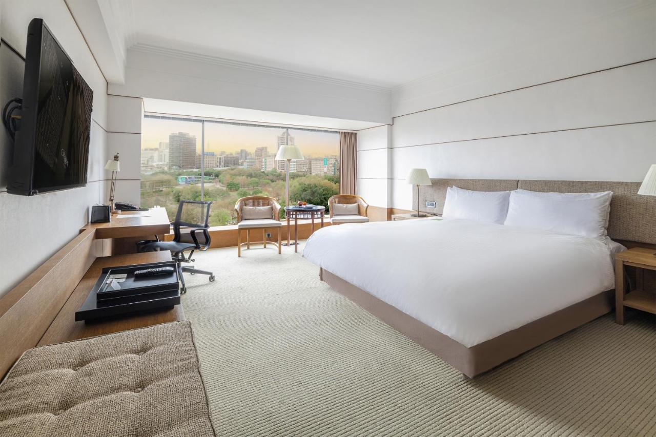 Regent Taipei Hotel Exterior photo Deluxe Room