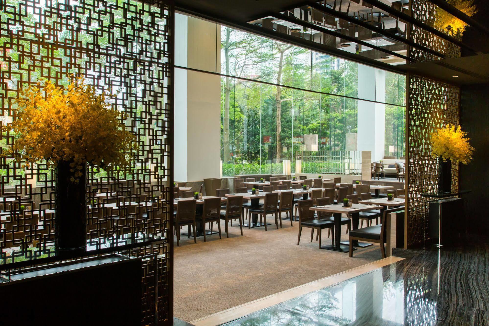 Regent Taipei Hotel Exterior photo The interior of the restaurant