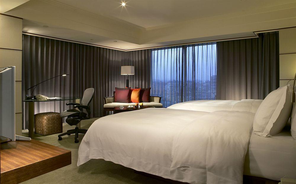 Regent Taipei Hotel Room photo A room at the hotel